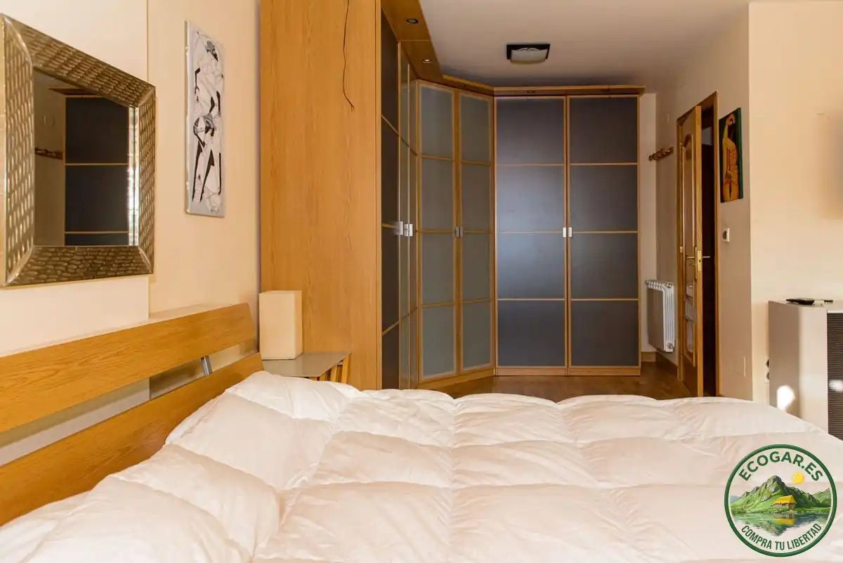 Dormitori de Pis en venda en Ponferrada amb Aire condicionat, Calefacció i Parquet