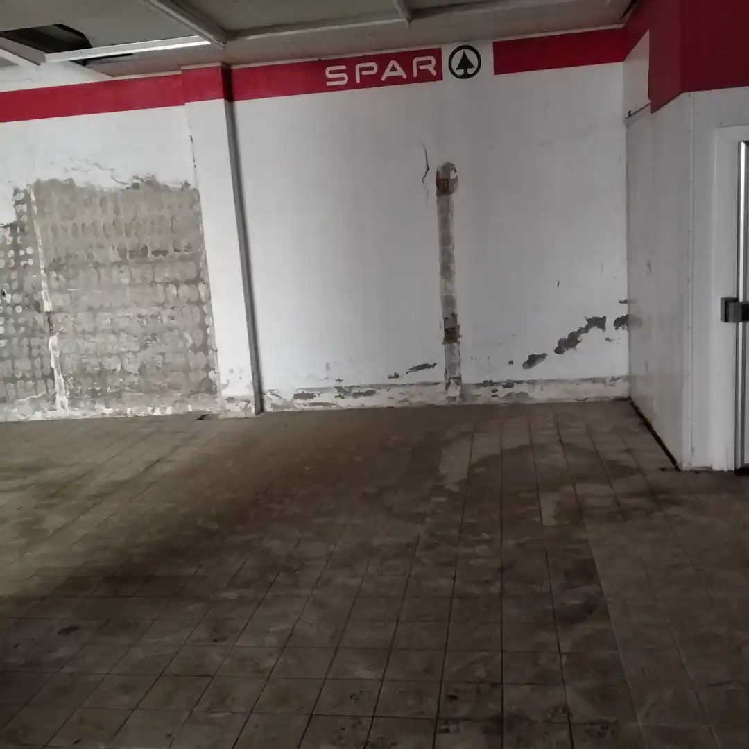 Local comercial en alquiler en Carrer Sebastià Joan Arbó, imagen 4