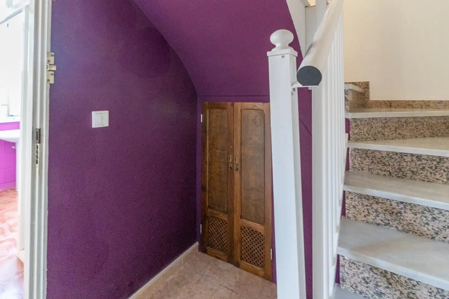 Einfamilien-Reihenhaus zum Verkauf in Santa Pola mit Klimaanlage, Privatgarten und Terrasse