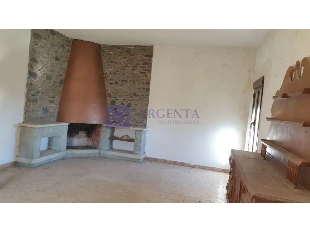 Houses for sale in Diseminados S Miguel, Alcántara