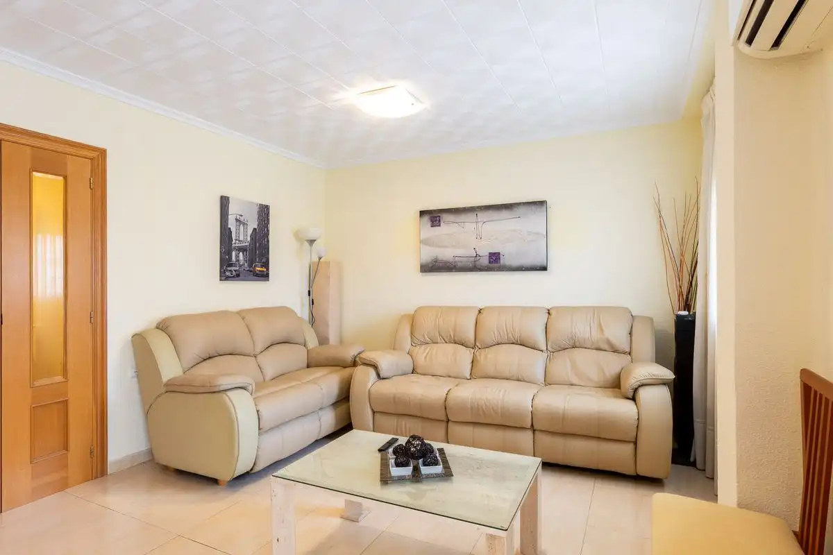 Wohnzimmer von Wohnung zum Verkauf in Moncada mit Heizung, Terrasse und Balkon