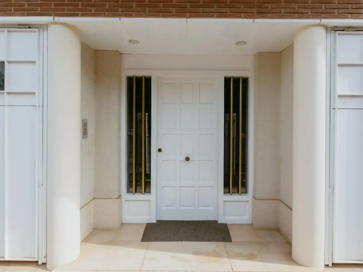Casa adosada en venta en Huesca con Jardín privado, Trastero y Amueblado