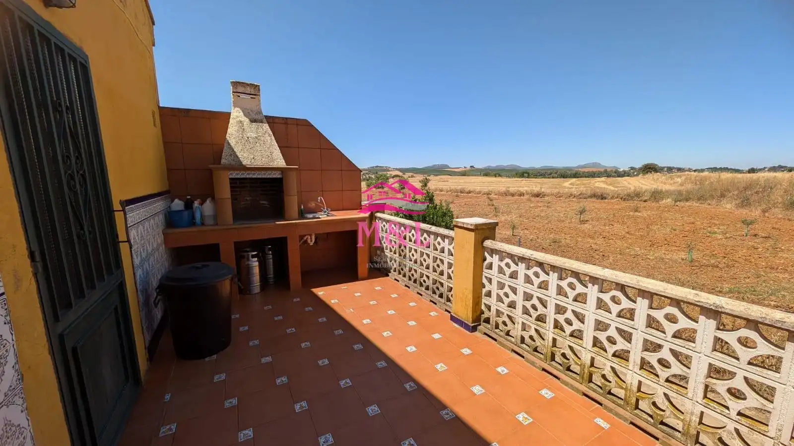 Chalet con piscina en venta en Don Álvaro, imagen 4