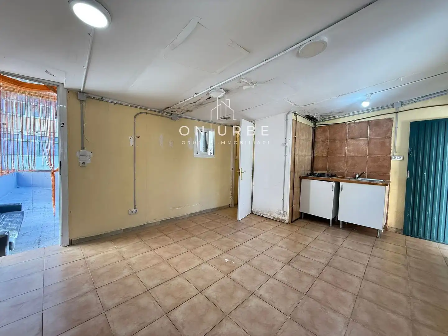 Local comercial en venda a Utset, imagen 3