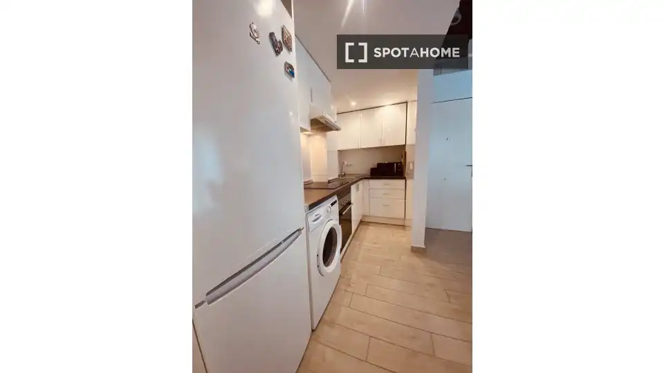 Kitchen of Flat for rent in Valencia  with Air Conditioner, Heating and Furnished