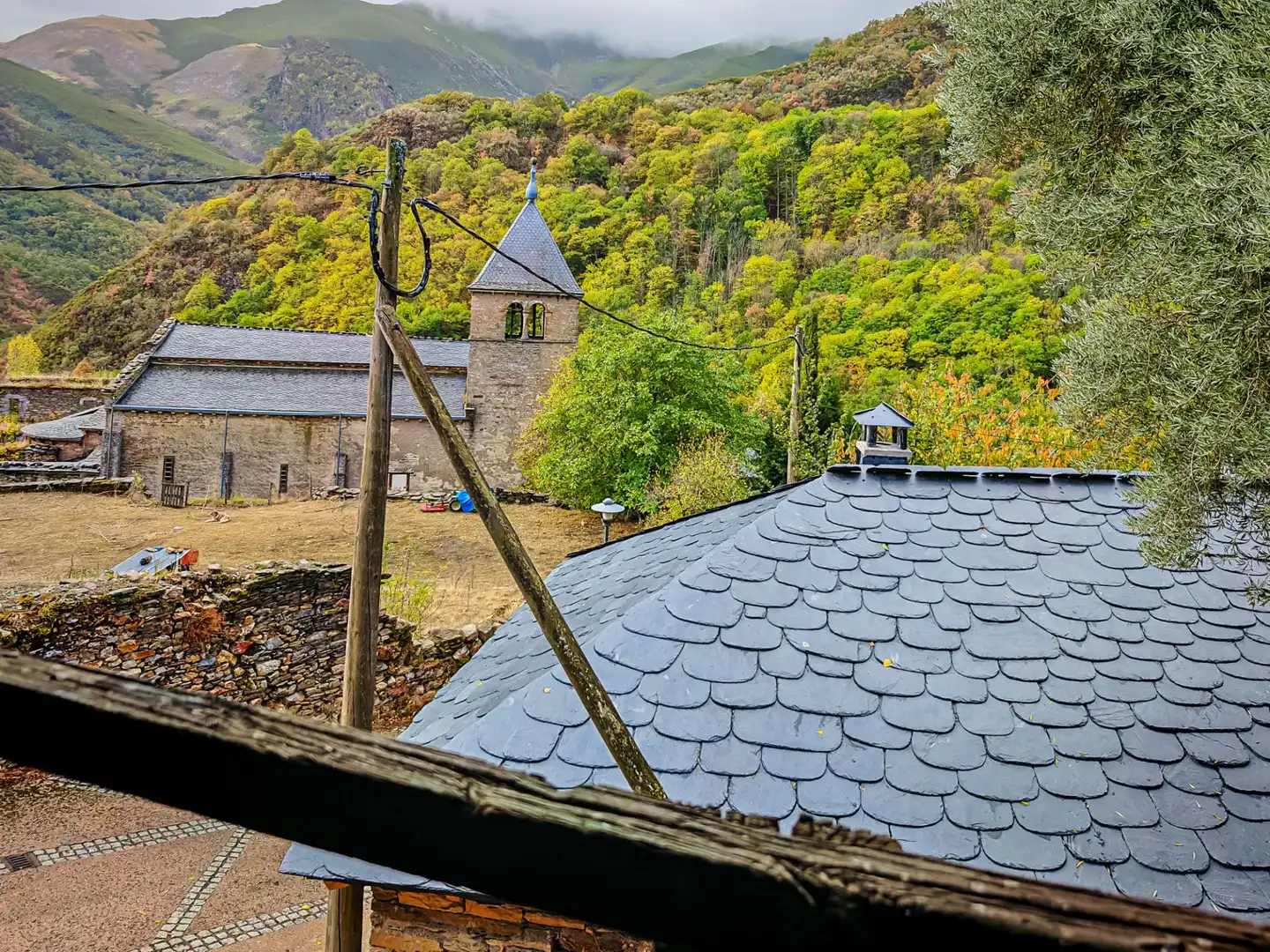 Vista exterior de Finca rústica en venda en Ponferrada