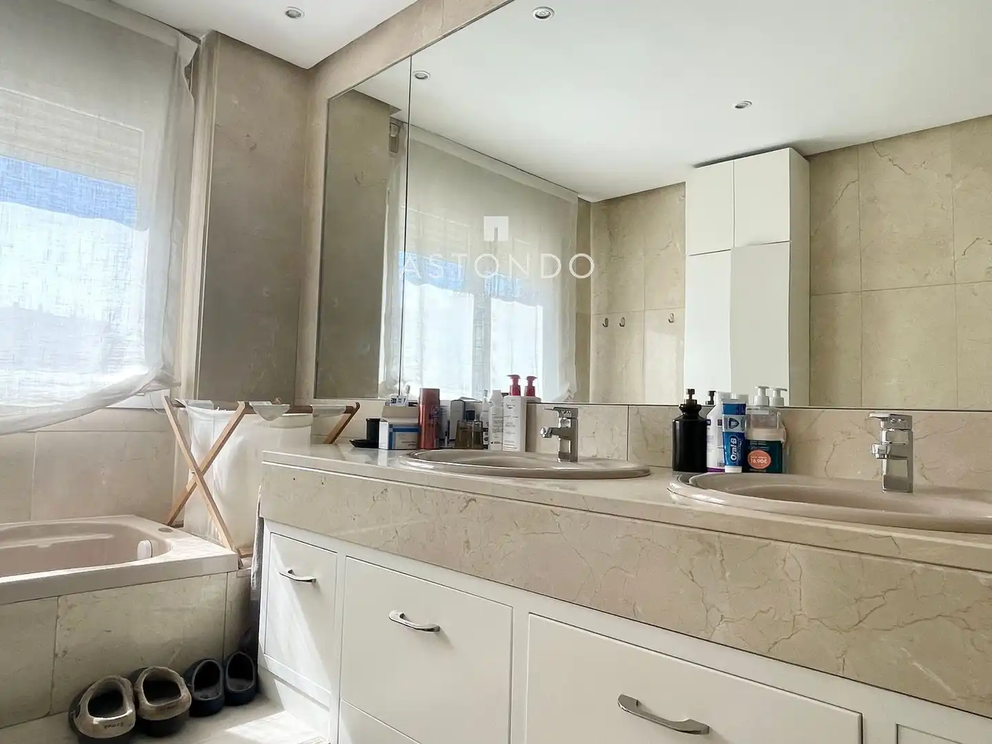 Bathroom of Houses for rent in Madrid  with Air Conditioner, Heating and Terrace
