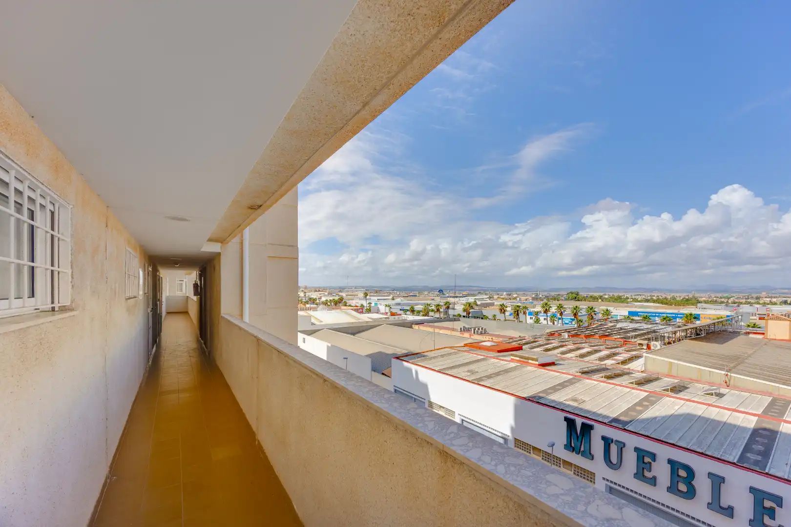 Vista exterior de Pis en venda en Nueva Torrevieja - Aguas Nuevas