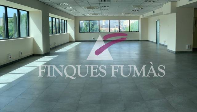 Local comercial en Alquiler en Carrer del Mas d'en Colom en Tàrrega