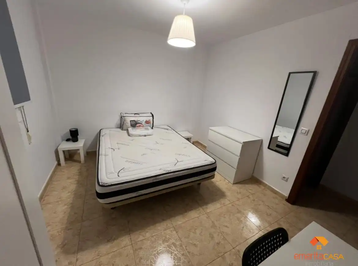 Bedroom of Flat for sale in Mérida  with Furnished and Balcony