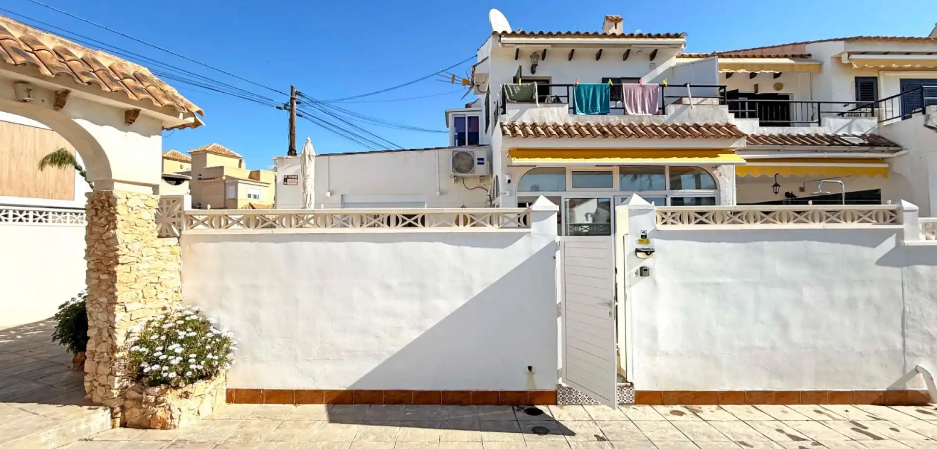 Bajo con piscina en venta en Nueva Torrevieja - Aguas Nuevas