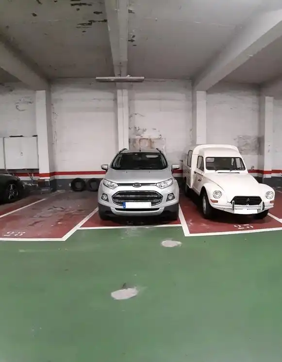Parkplatz von Garage zum Verkauf in Basauri 