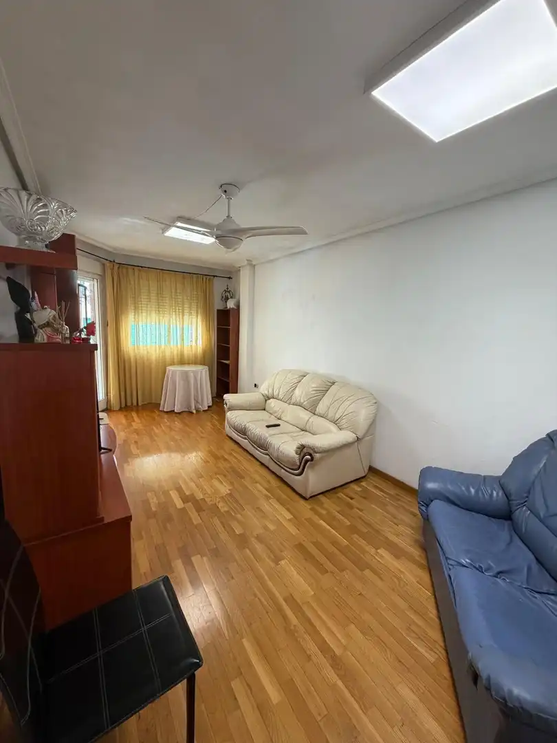 Piso con terraza en venta en Casco Urbano, imagen 9