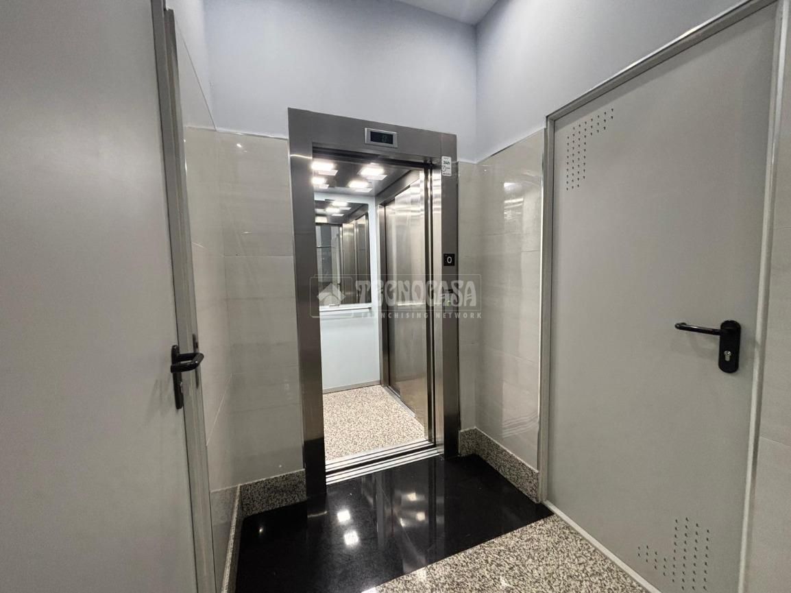 Piso en venta en Palencia Capital con Calefacción y Terraza