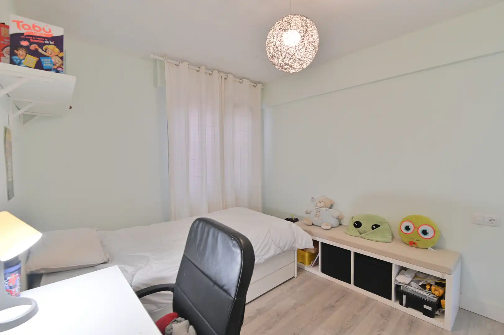 Habitación de Piso en venta en Valle de Trápaga-Trapagaran con Calefacción, Amueblado y Balcón