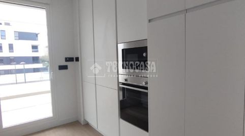 Foto 4 de Piso de alquiler en Barriada de Pineda, Sevilla Capital