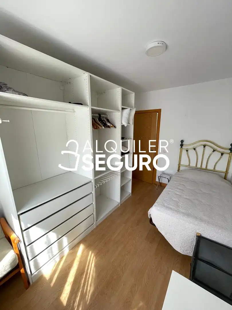 Habitación de Piso de alquiler en Madrid con Aire acondicionado, Calefacción y Terraza