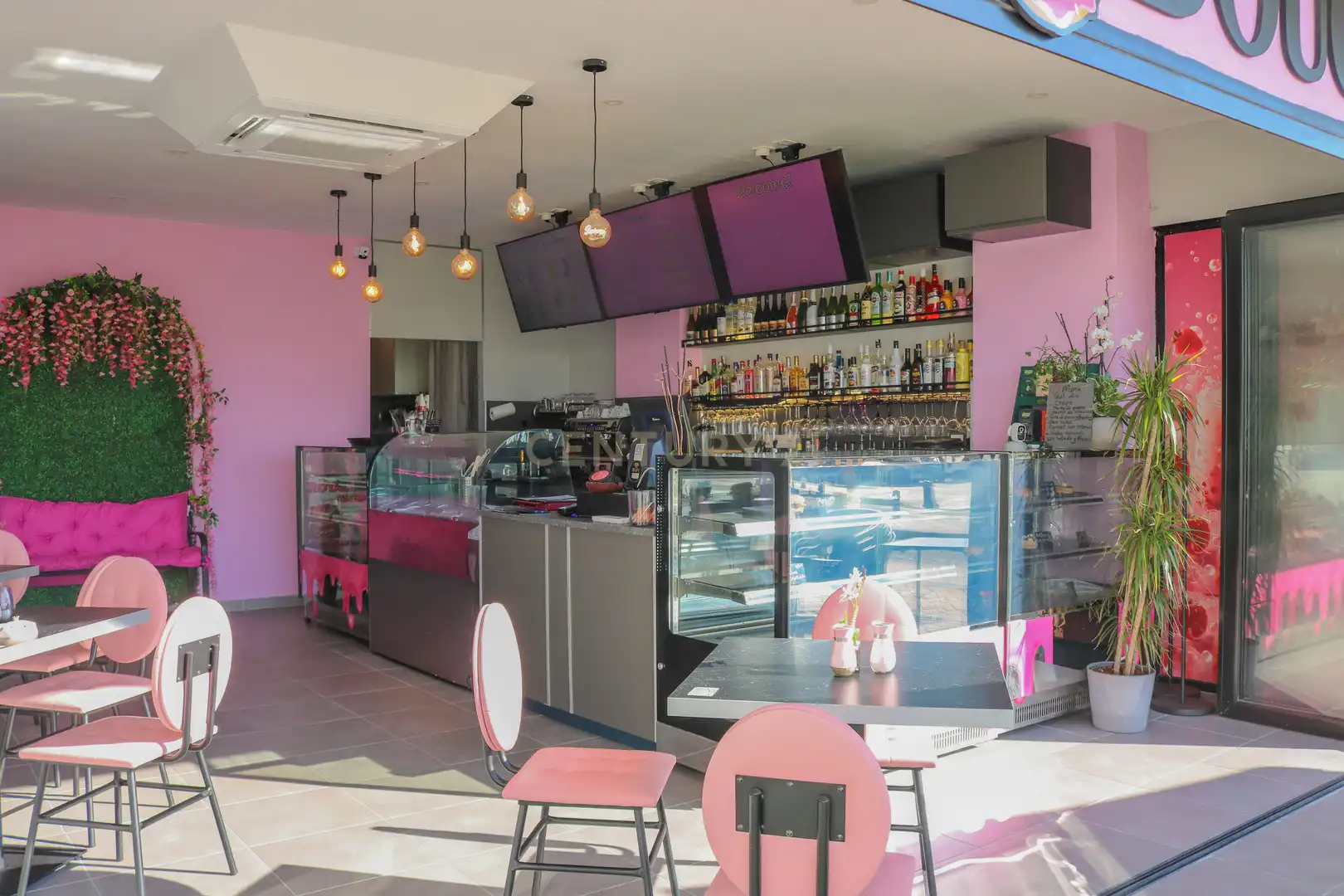 Commercial properties for transfer in Fuengirola