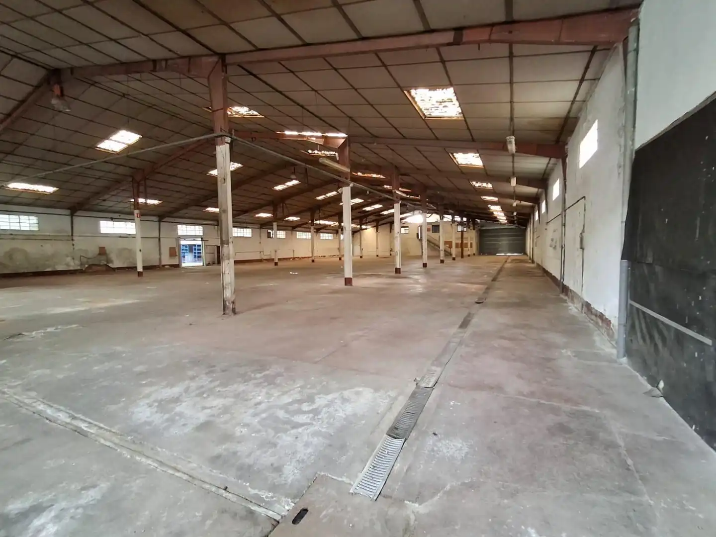 Nave industrial en venta en NUMERO 3, 15, San Cibrao das Viñas