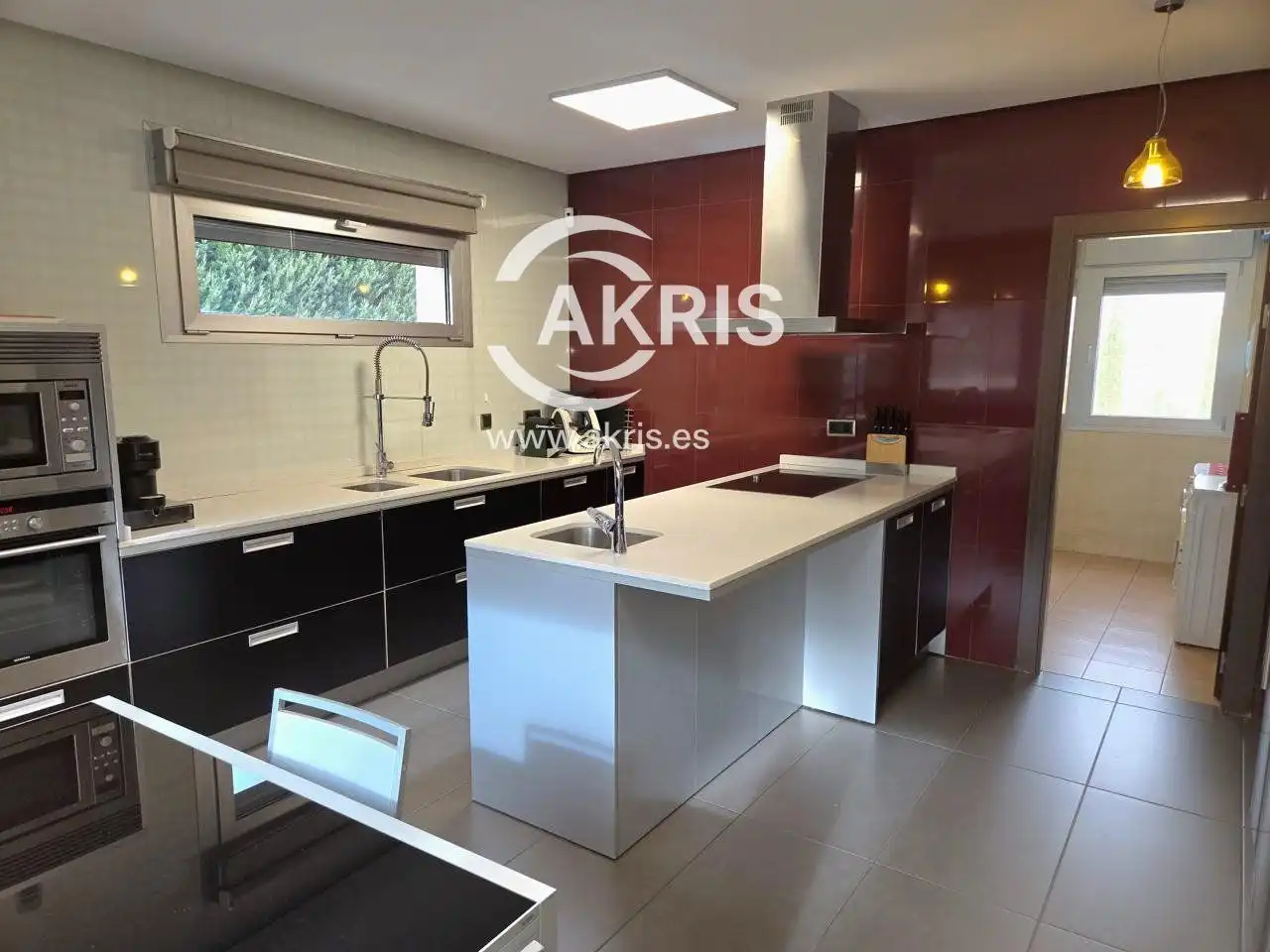 Houses for sale in Calle Monasterio Santa María la Real, Los Cigarrales-La Bastida