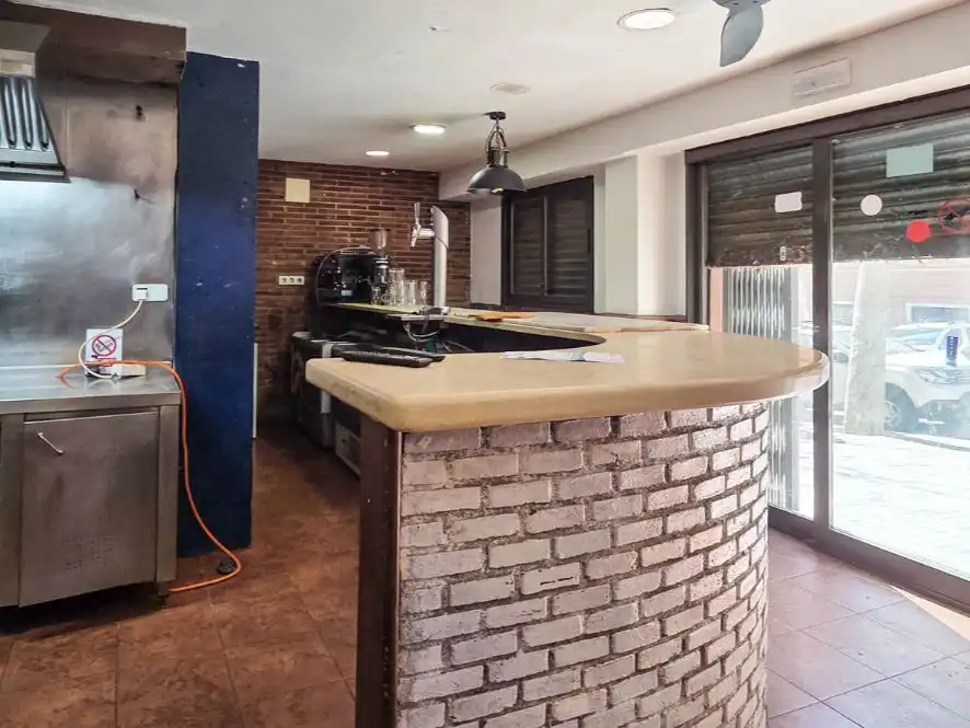 Kitchen of Commercial properties for sale in Barcelona  with Air Conditioner and Heating