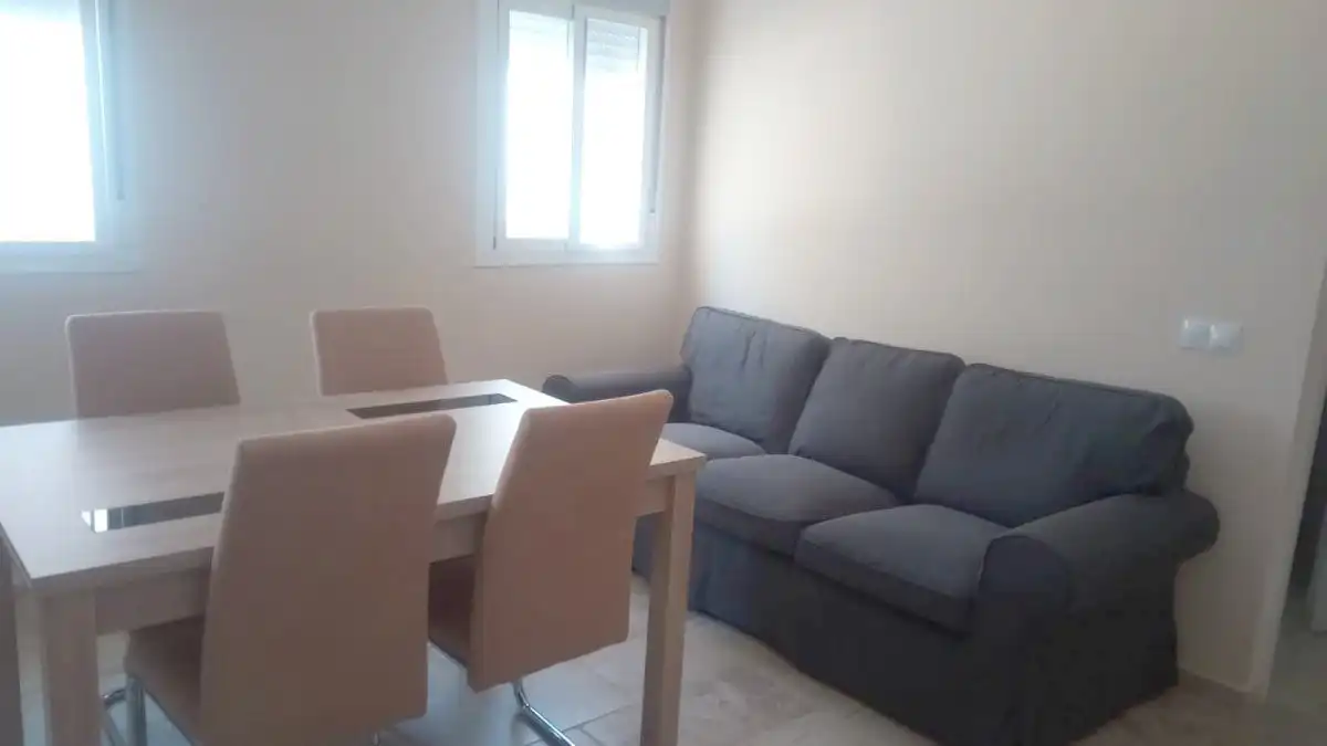 Sala d'estar de Planta baixa de lloguer en Cádiz amb Calefacció i Moblat
