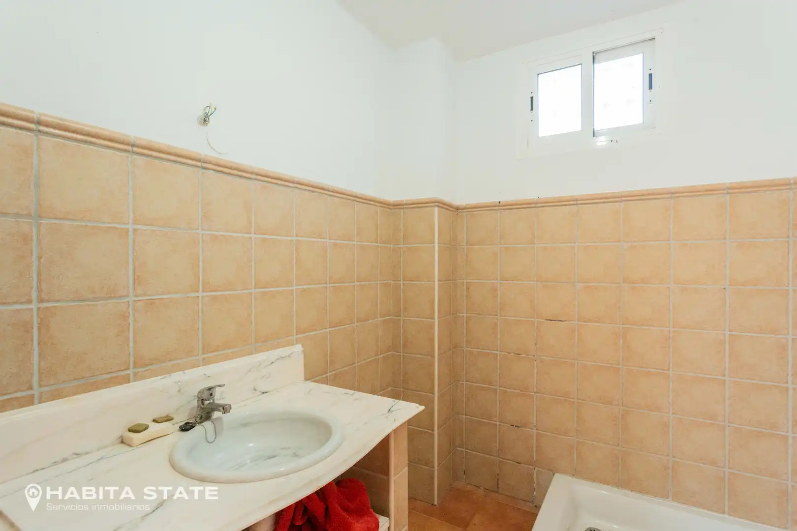 Bany de Casa o xalet en venda en Macael amb Jardí privat, Terrassa i Moblat