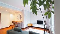 Living room of Flat for sale in Donostia - San Sebastián   with Heating, Parquet flooring and Furnished