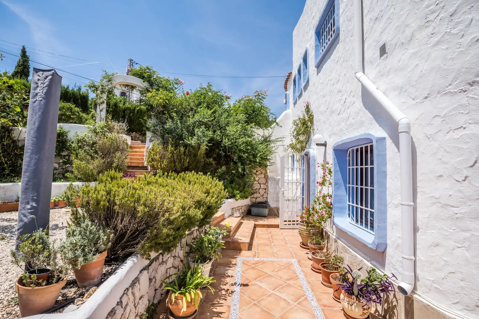 Vista exterior de Casa o chalet en venta en Jávea / Xàbia con Aire acondicionado, Calefacción y Jardín privado