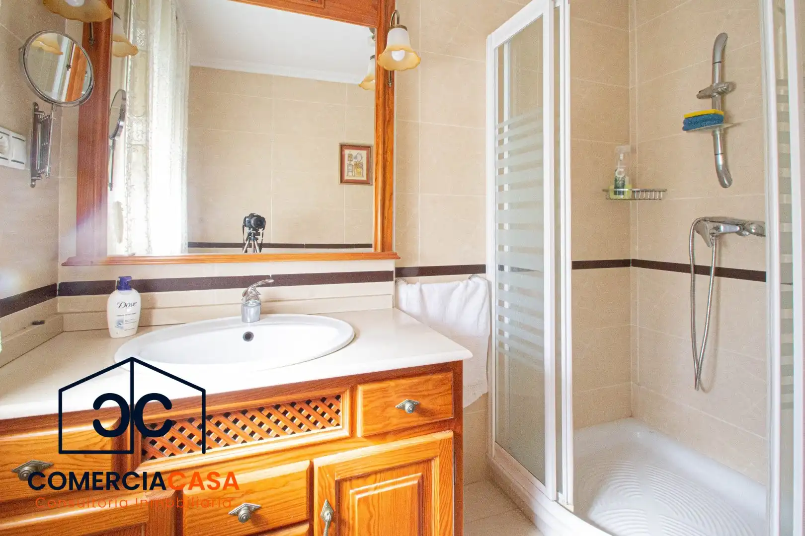 Baño de Casa adosada en venta en Jun con Aire acondicionado, Calefacción y Terraza