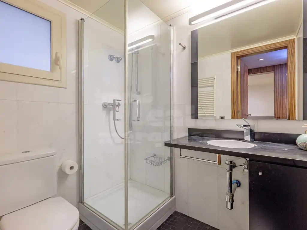 Flat with lift for sale in Paseo Gracia, imagen 5