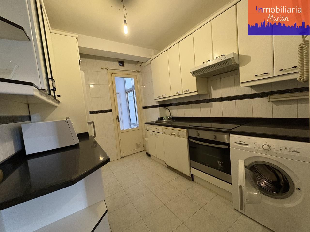 Kitchen of Flat for sale in Aranda de Duero  with Heating, Terrace and Storage room