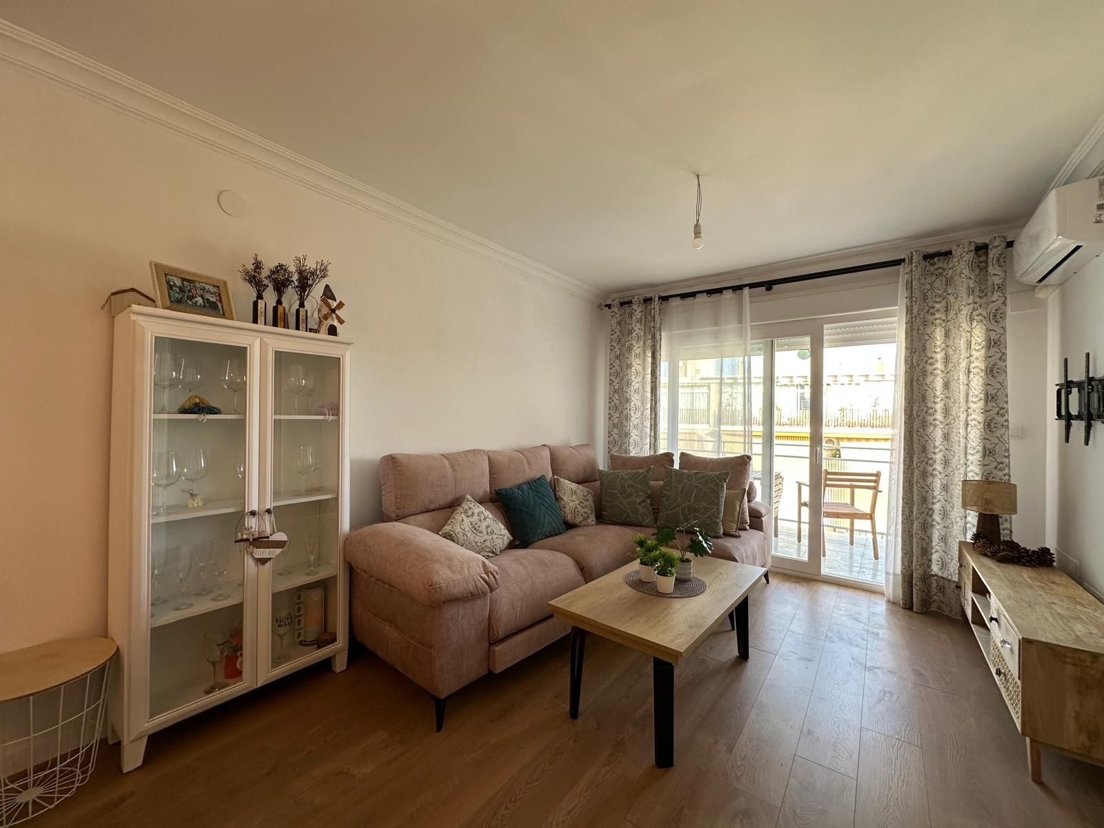 Sala de estar de Piso en venta en Vélez-Málaga con Aire acondicionado, Calefacción y Terraza