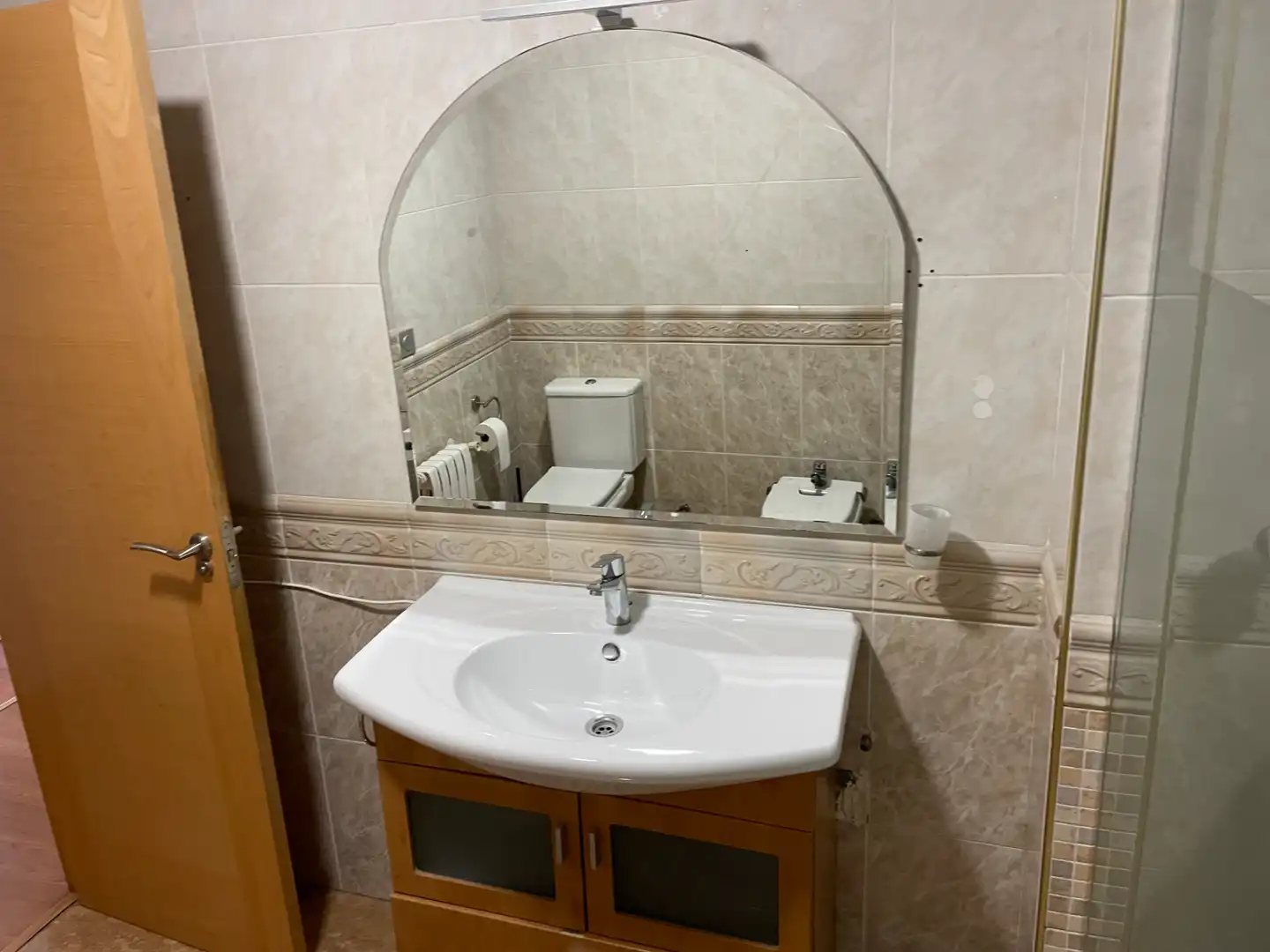 Baño de Piso de alquiler en Orihuela con Amueblado y Balcón