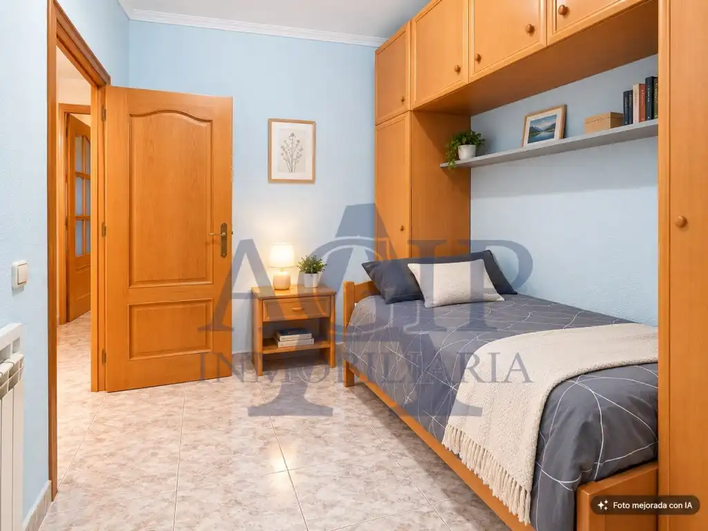 Habitación de Piso en venta en Nucli Antic