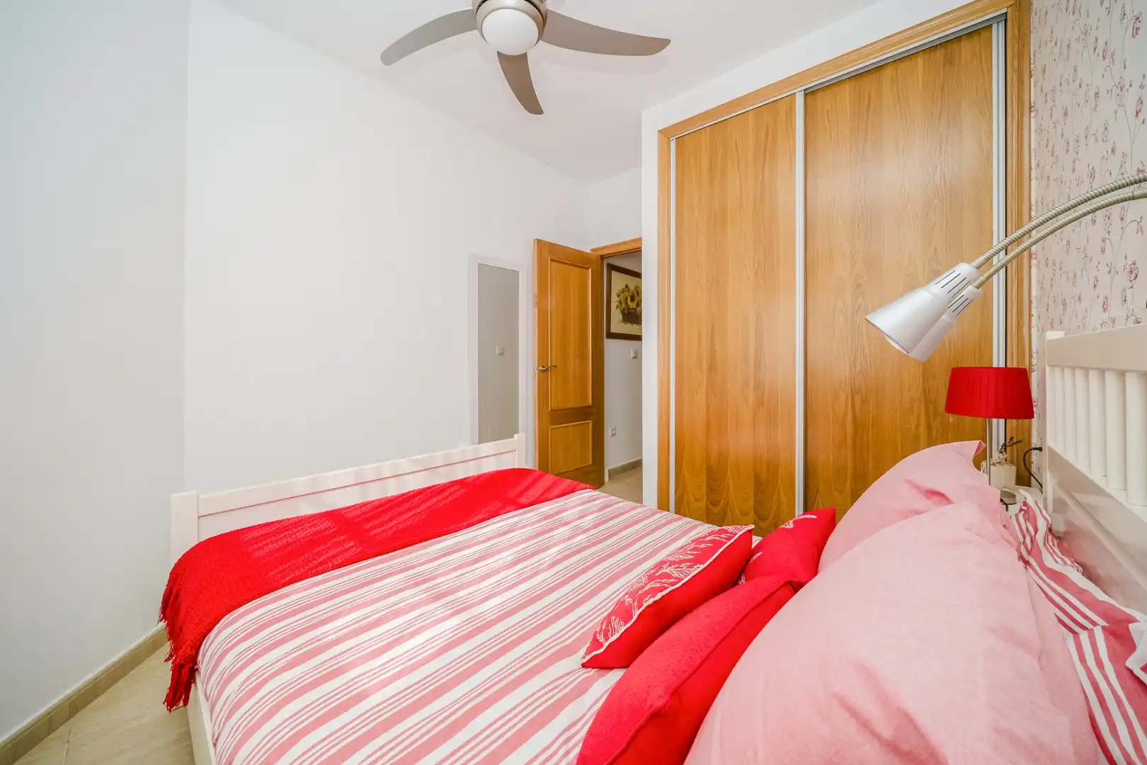 Dormitori de Casa o xalet en venda en Pilar de la Horadada amb Aire condicionat i Terrassa