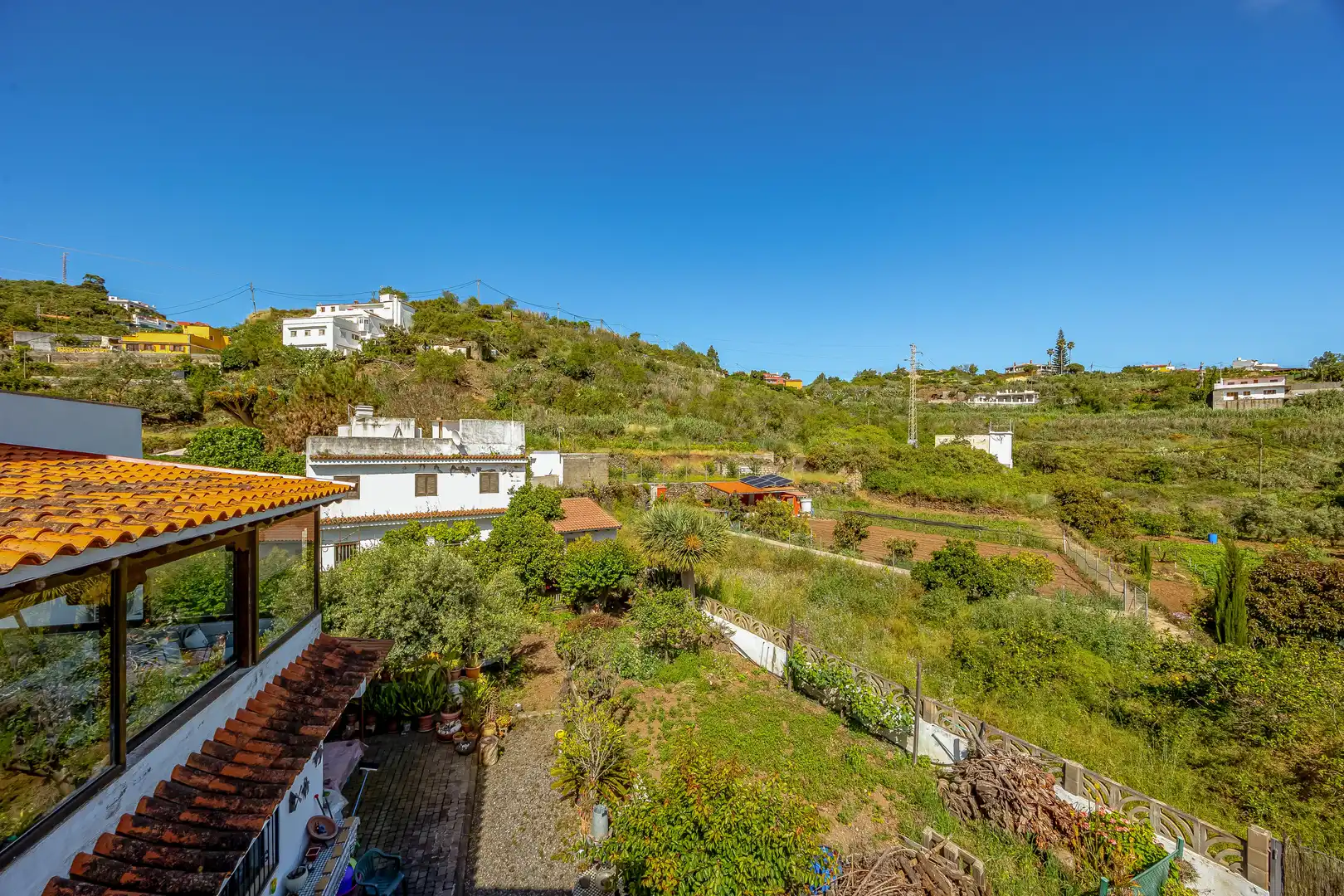 Exterior view of Houses for sale in Vega de San Mateo  with Private garden, Terrace and Furnished