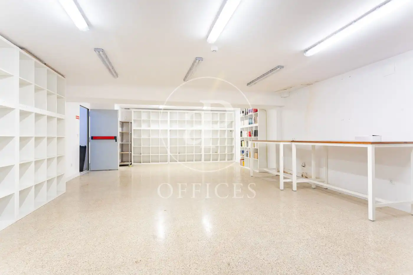 Büro zum Verkauf in Barcelona mit Heizung