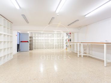 Oficina amb ascensor en venda a Carrer dels Alts Forns