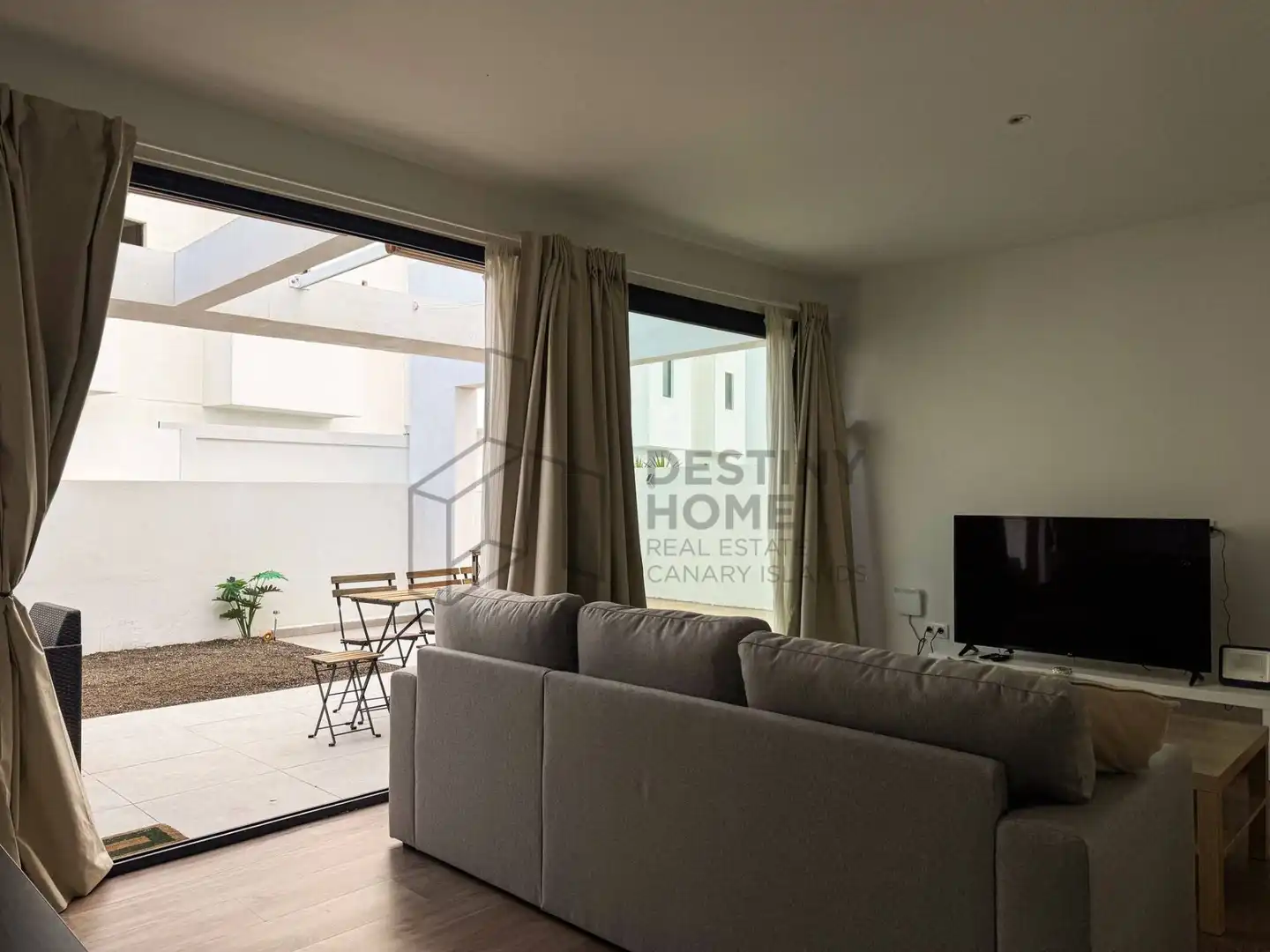Sala d'estar de Casa o xalet de lloguer en La Oliva amb Traster