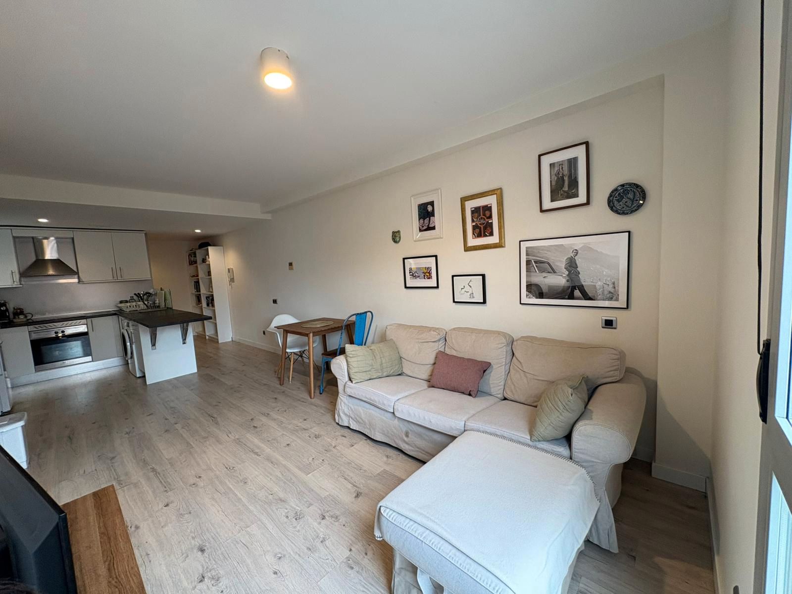 Living room of Flat to rent in Pinto  with Heating, Parquet flooring and Furnished