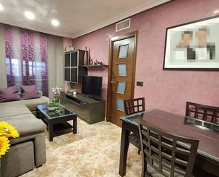 Sala d'estar de Pis en venda en  Córdoba Capital amb Aire condicionat, Calefacció i Terrassa