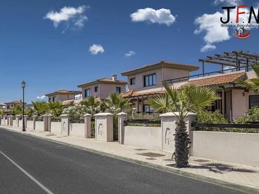 Wohnung mit Pool zum Verkauf in Majanicho