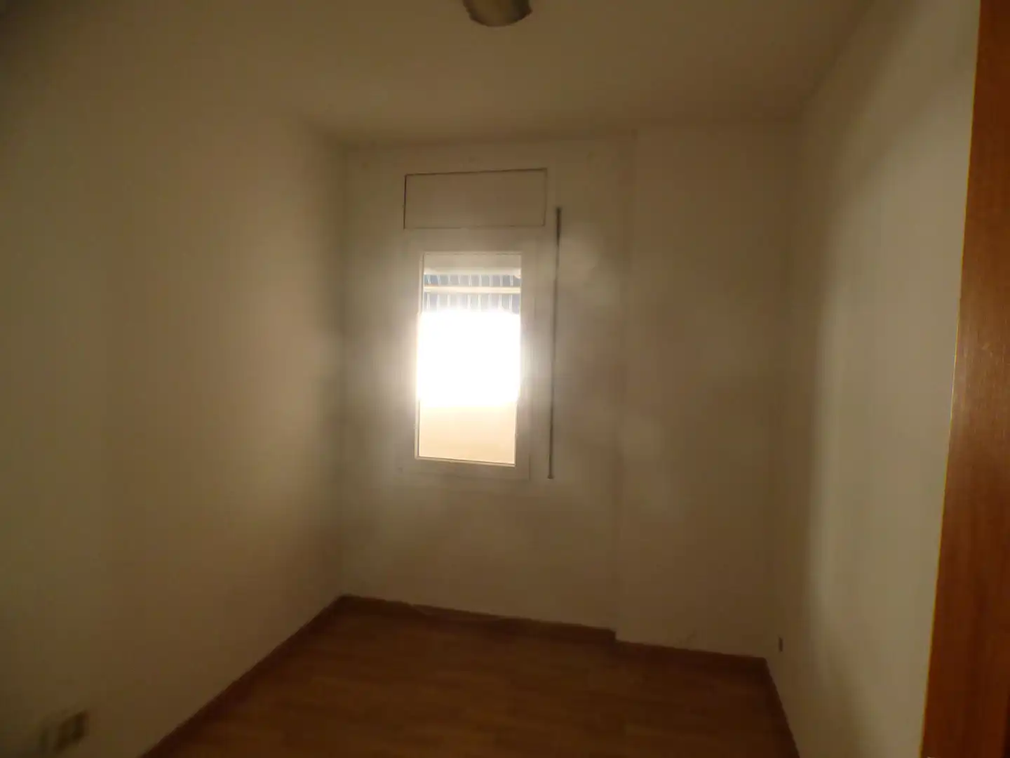 Dormitori de Pis de lloguer en Girona amb Aire condicionat, Calefacció i Parquet