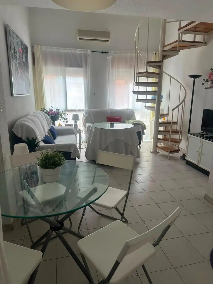 Sala d'estar de Apartament en venda en Murcia amb Aire condicionat, Calefacció i Moblat