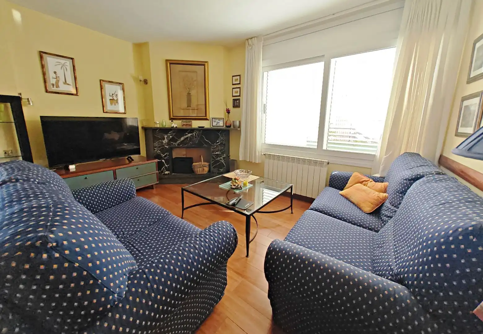 Living room of Houses for sale in Creixell  with Air Conditioner, Heating and Terrace