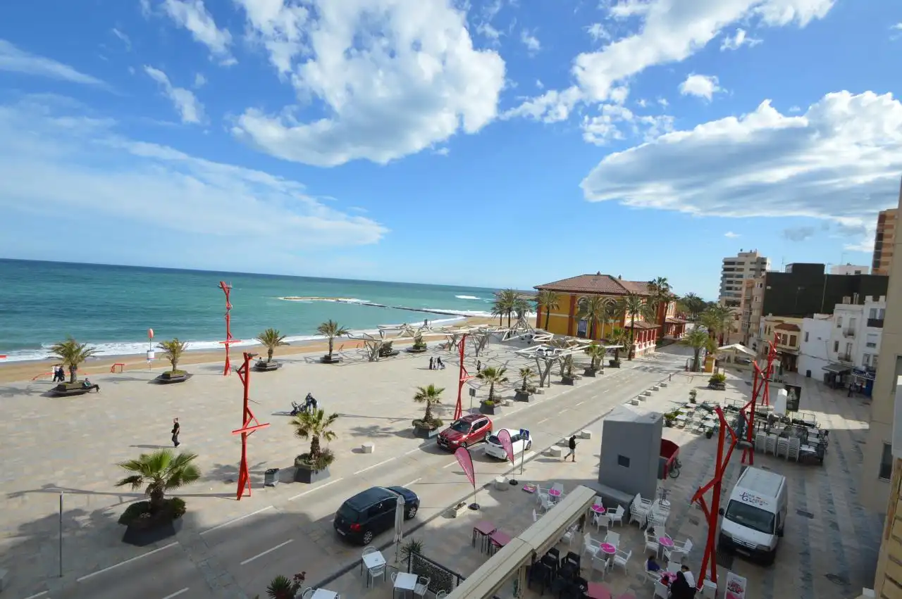 Flat with terrace for sale in Casco Urbano, imagen 8