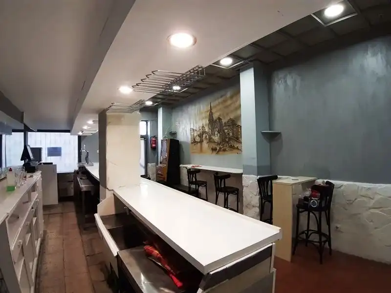 Business premises for sale in Asturias Kalea 6, imagen 4