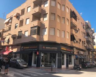 Exterior view of Flat to rent in Santa Pola  with Terrace, Furnished and Oven