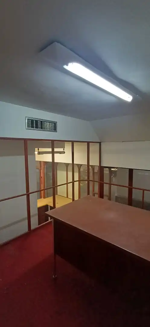 Local comercial en venda a Avenida Ronda de los Tejares, imagen 4